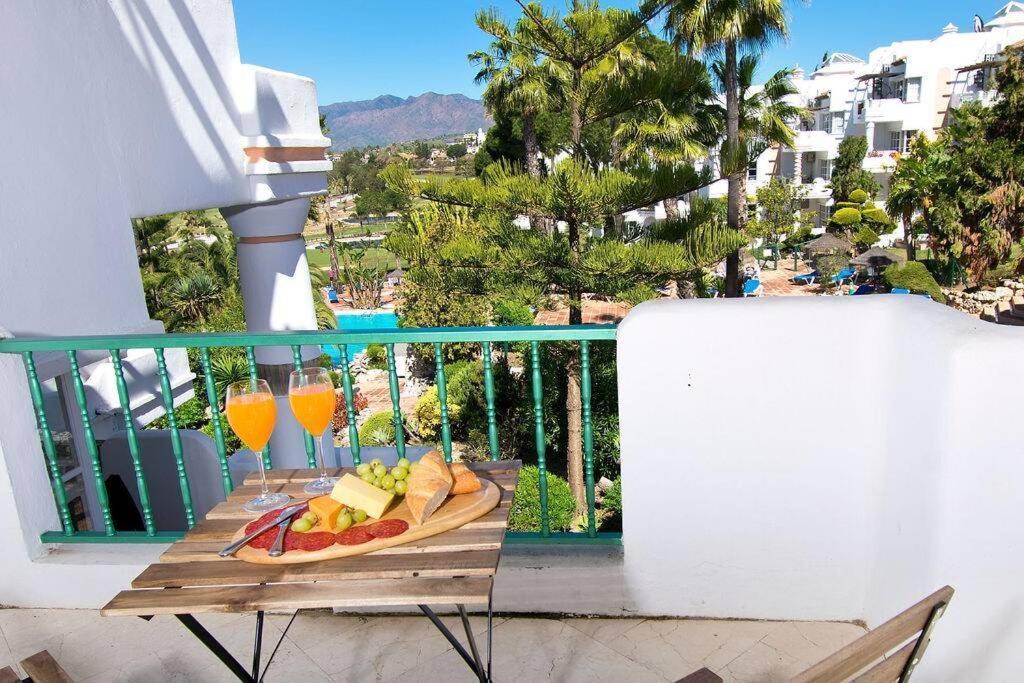 Spectacular Apartment In Matchroom Country Club Fuengirola Exterior photo